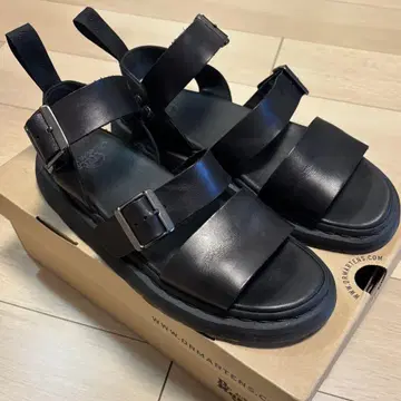 Dr. Martens 블랙 컴포트 샌들 UK8