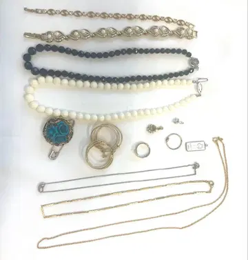 유품 정리 쥬얼리 정리 14점 정리 목걸이 팔찌 반지