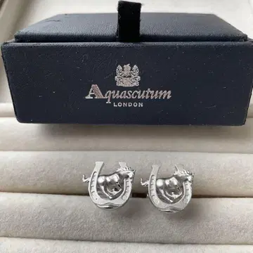 Aquascutum London 커프스 단추