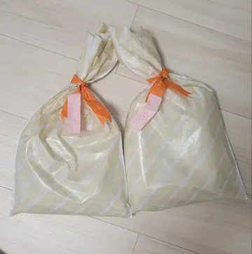 커플룩 코디 패턴 셔츠 선물 포장