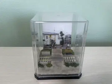 철도 모형 디오라마 주택가의 제4종 건널목