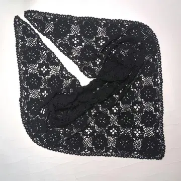 카네코 이사오 블랙 꽃 모티프 시스루 뜨개질 삼각 숄