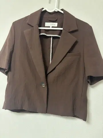 ZARA 브라운 숏 슬리브 테일러드 자켓