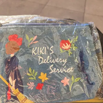 Kiki's Delivery Service 파우치