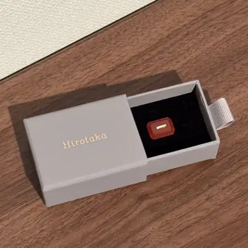 Hirotaka 네이키드 스톤 스터드 귀걸이 카넬리안