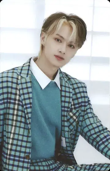 SEVENTEEN JUN 2023 FOLLOW to SEOUL 18