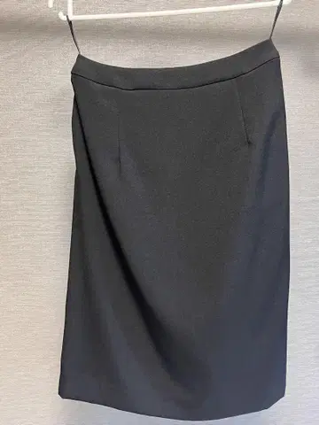 블랙 타이트 스커트 허리 67cm 힙 91cm