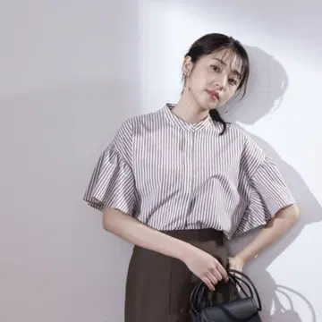 내추럴 뷰티 베이직 스트라이프 셔츠 브라운 M