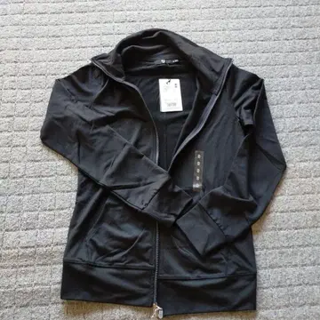 UNIQLO 자켓 S 사이즈 블랙