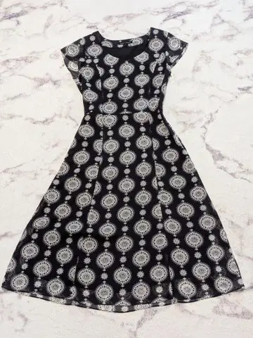 LAURA ASHLEY A라인 원피스 프렌치 슬리브