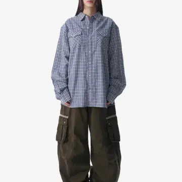 AAKAM ■ Knee Pin-tuck Contrast Cargo Pants Knee Pin-tuck Contrast Cargo Pants (Black) - AAKAM