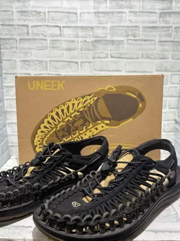 새상품급 KEEN JOURNALSTANDARD 별주 UNEEK 샌들
