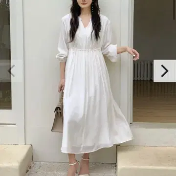 새상품 벌스데이 바쉬 원피스 SKIPPER NECK MIDI DRESS