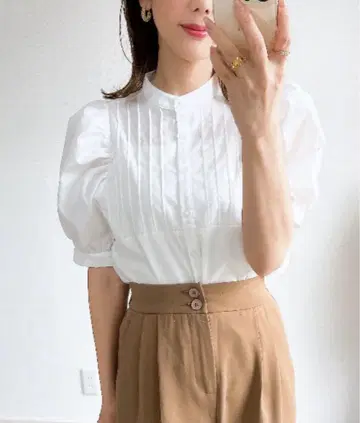 핀턱 볼륨 슬리브 블라우스 &.NOSTALGIA 화이트