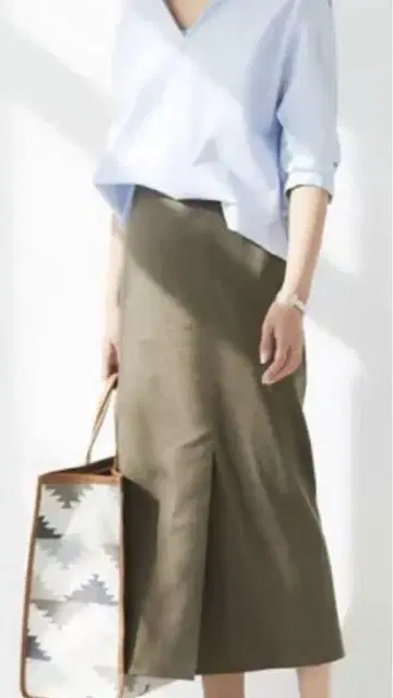 GALLARDAGALANTE 타이트 롱 스커트 슬릿 카키