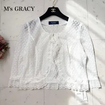 새상품 엠즈 그레이시 가디건 레이스 7부 소매 큐빅 화이트