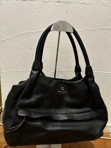 kate spade 블랙 토트백 겉면은 새상품급