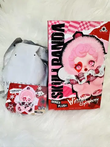 Winter Symphony 스컬 팬더 봉제 인형 POPMART