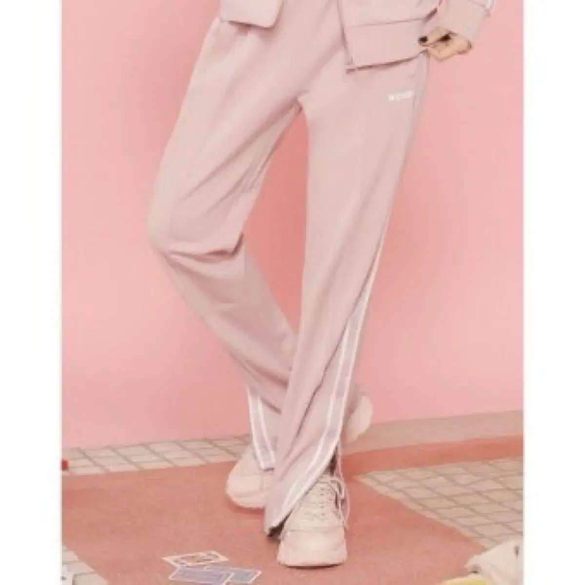 NERDY公式正規品 ジャージ ボトムス Jacquard Tape Track Pants MUSINSA | NERDY Jacquard Tape Track Pants (Black/Ivory/Light