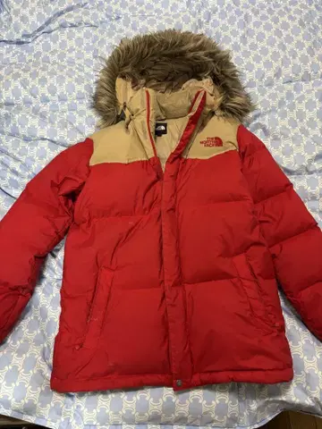THE NORTH FACE 후드 부착 다운 자켓 150