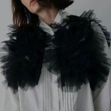 2WAY RUFFLED TULLE VEST 블랙