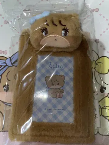 mikko illustrations 봉제 인형 포함 카드 케이스 라떼