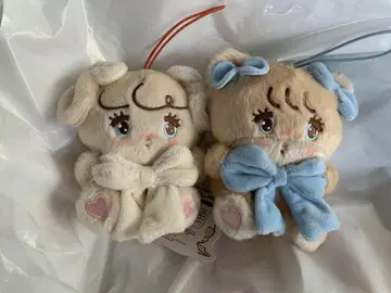 mikko 캐릭터 안아주는 리본 마스코트 너츠 라떼