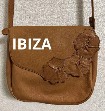 IBIZA 숄더백 여성용 꽃무늬 아메색 버팔로 새상품급