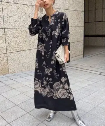 REHEMA KEY NECK DRESS 블랙