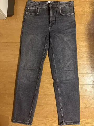 [ 새상품급 ] ZARA 자라 다크 그레이 스트레이트 데님