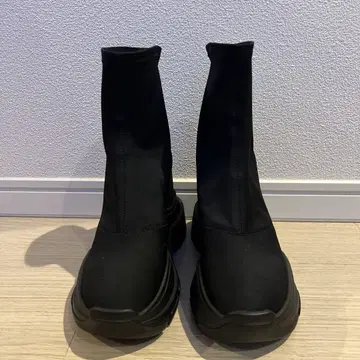 YELL0 스트레치 슬립온 부츠 블랙