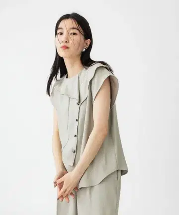 크로스 부품 네오 린넨 블라우스 베이지