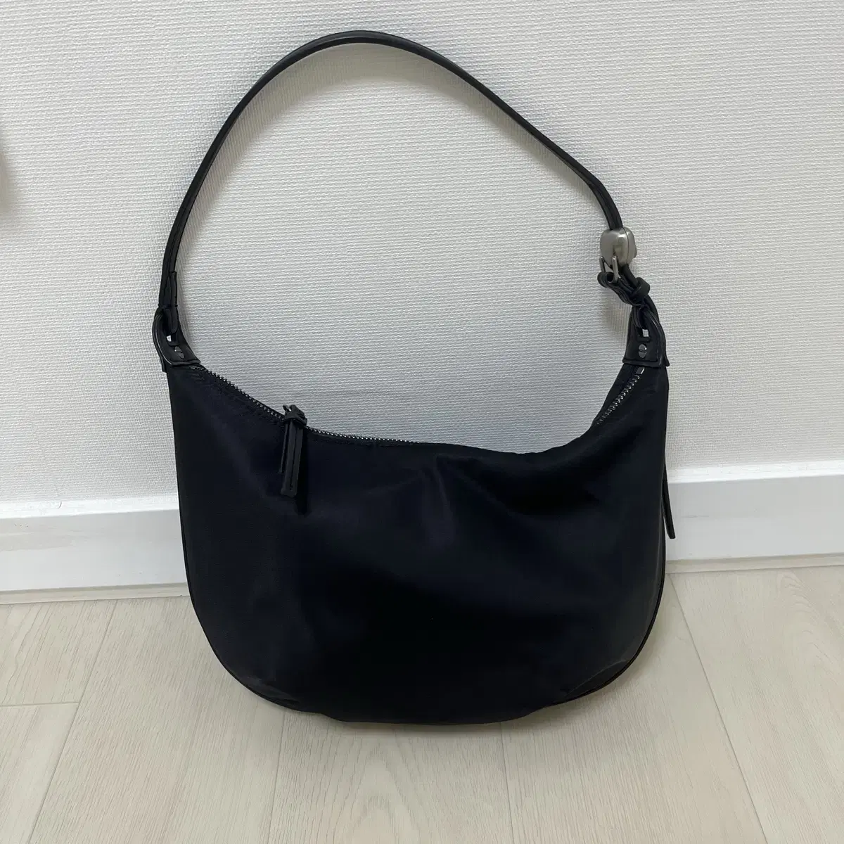 ARCHIVEPKE | 아카이브앱크 Archivepke Luv hole bag (Nylon