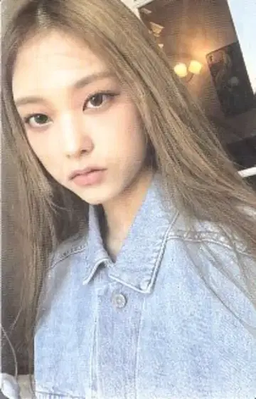 뉴진스 블루 북 뉴진스 버전 해린 뉴진스