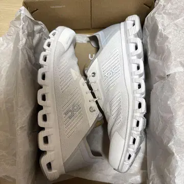 On Cloud 6 Coast White 26cm 클라우드 6 코스트