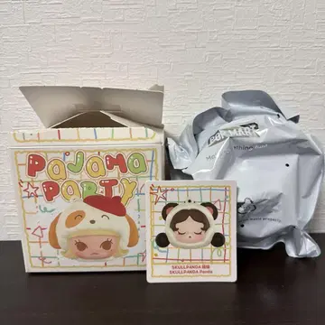 POPMART Pajama Party 이어폰 백 스컬 팬더