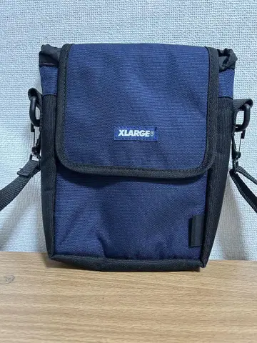 XLARGE 숄더백