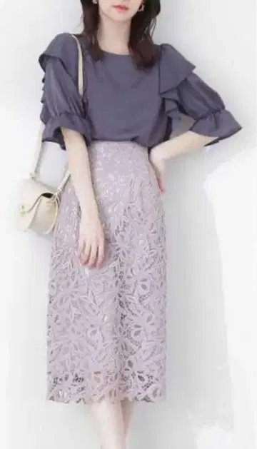 PROPORTION BODY DRESSING 플라워 리본 타이트 스커트