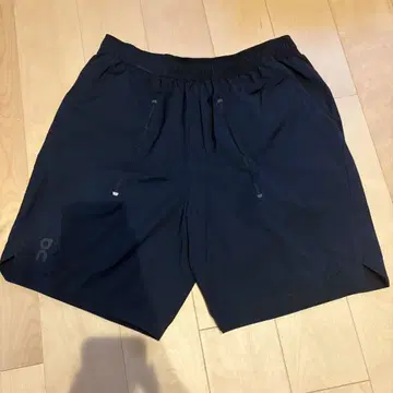 On 온 All Day Shorts 블랙 남성용 M 사이즈