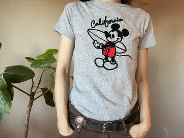 USED Surf Mickey Mouse tee disney
