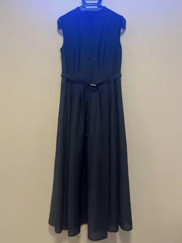 Natural Beauty Basic 슬리브리스 원피스 네이비 M