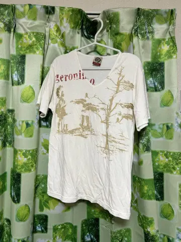 geronimo V넥 티셔츠 화이트