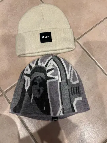 HUF 니트 모자 2점 세트 크림 그레이