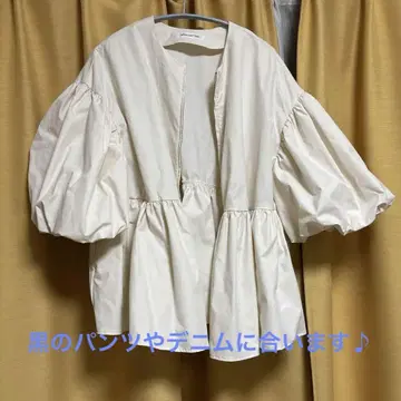 NATURAL BEAUTY BASIC 화이트 벌룬 슬리브 블라우스
