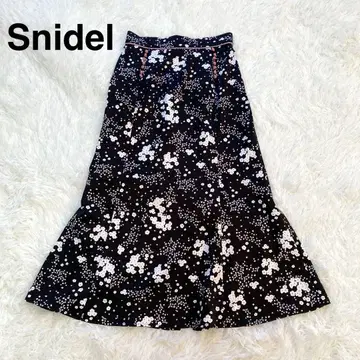 Snidel 스나이델 꽃무늬 롱 스커트 머메이드 블랙