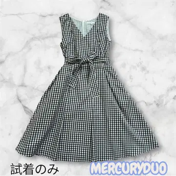 MERCURYDUO 체크 무늬 A 라인 미디 길이 원피스