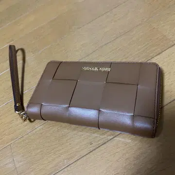 MICHAEL KORS 브라운 장지갑