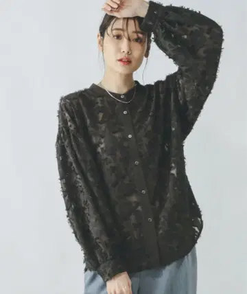 자카드 블라우스 긴팔 M 사이즈 차콜 그레이