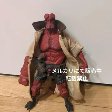 Mezco 메즈코 HELLBOY 헬보이 Hellboy 피규어