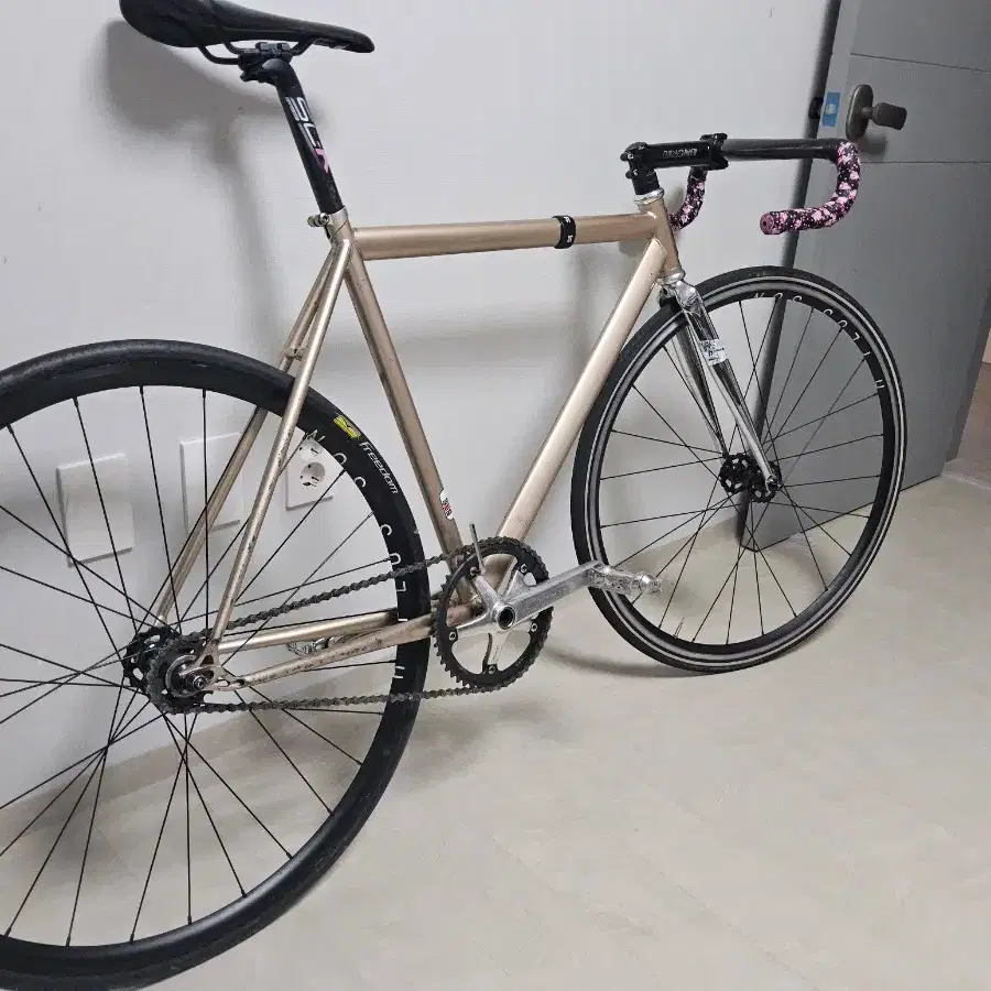 Leader Kagero Boutique Fixie Leader Kagero Renovatio Bikes Bike